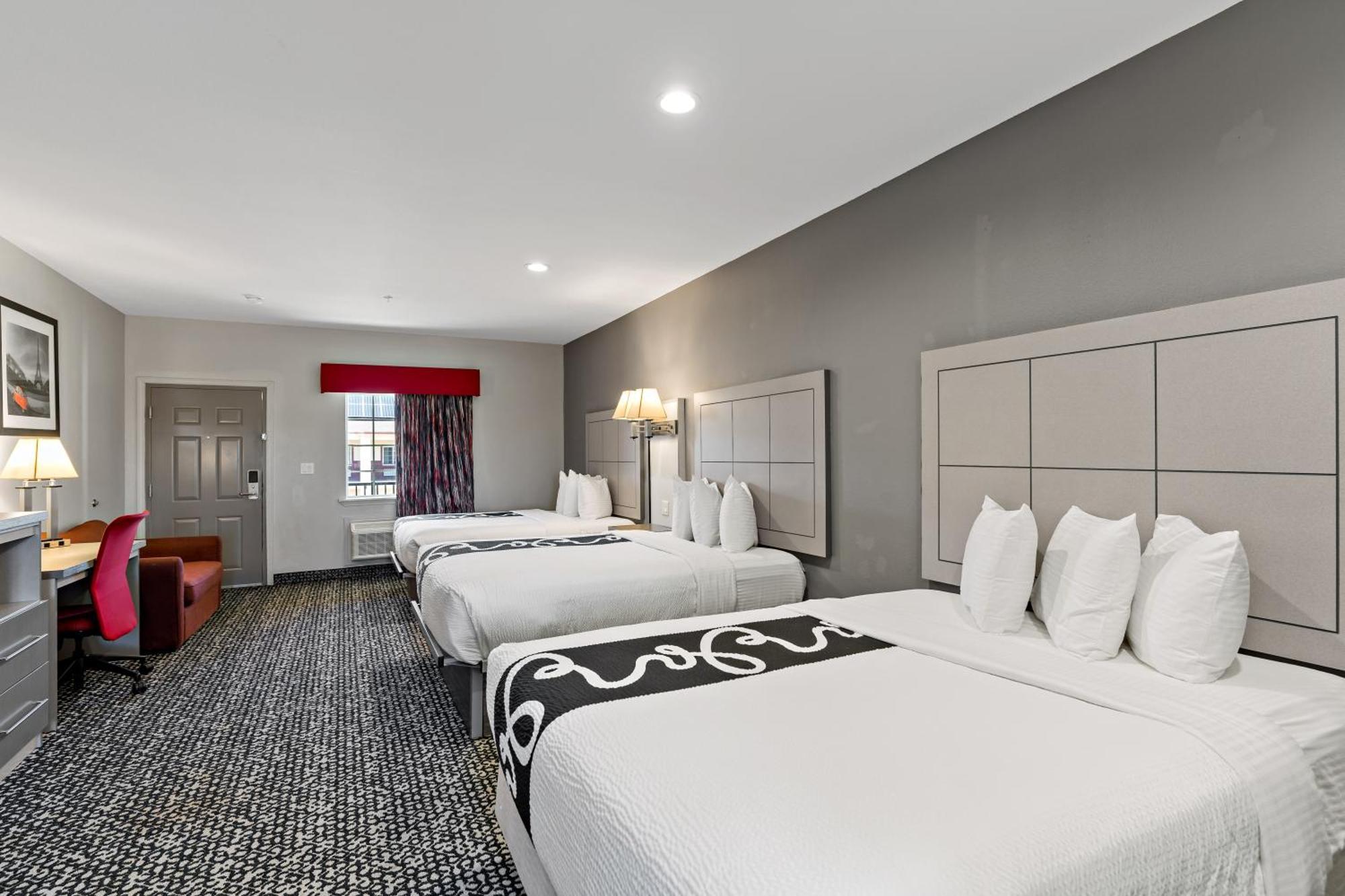 Paris Inn & Suites Екстер'єр фото