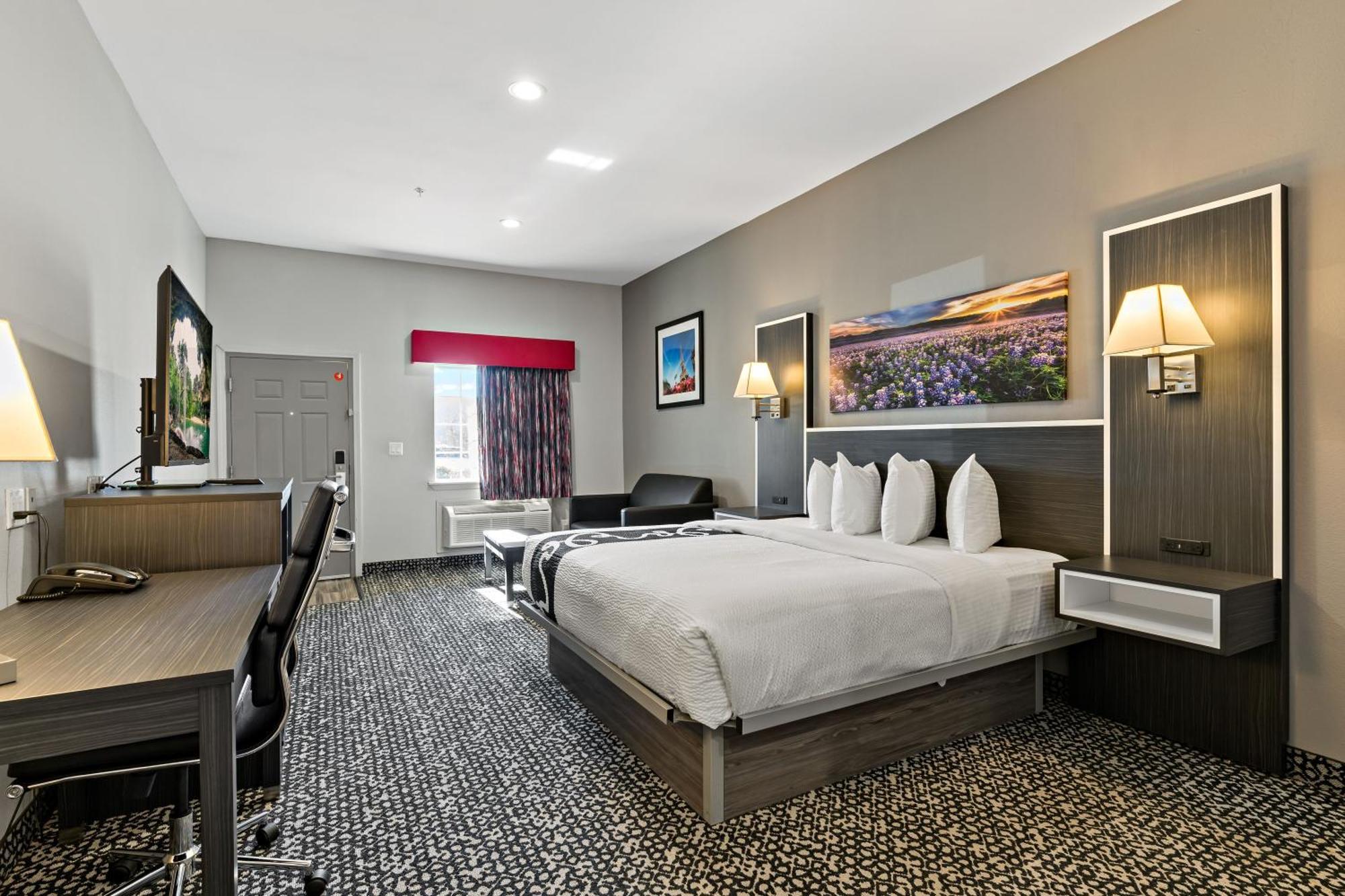 Paris Inn & Suites Екстер'єр фото