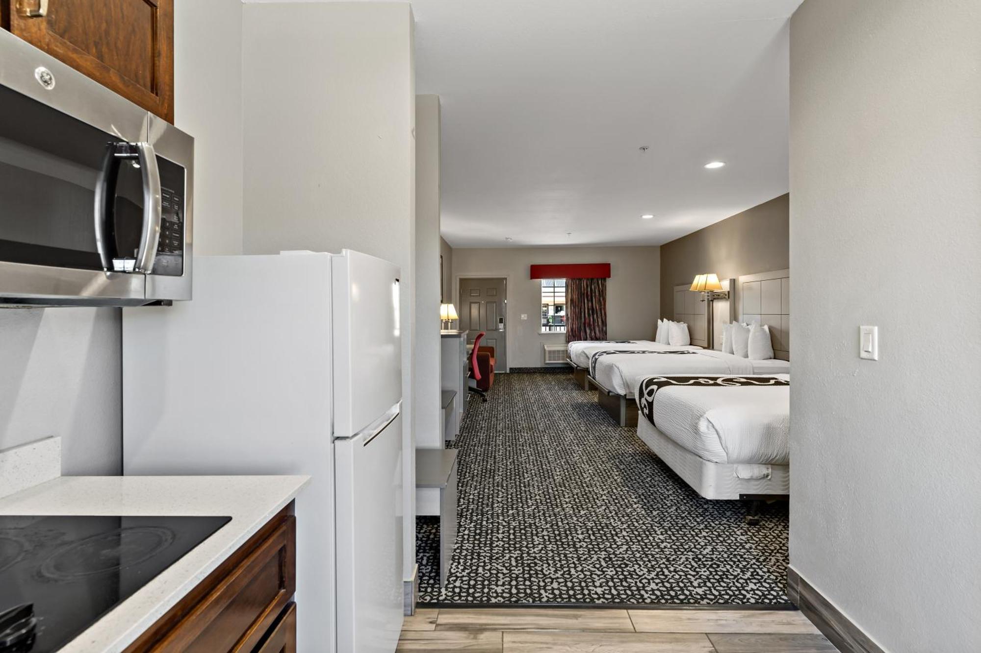 Paris Inn & Suites Екстер'єр фото