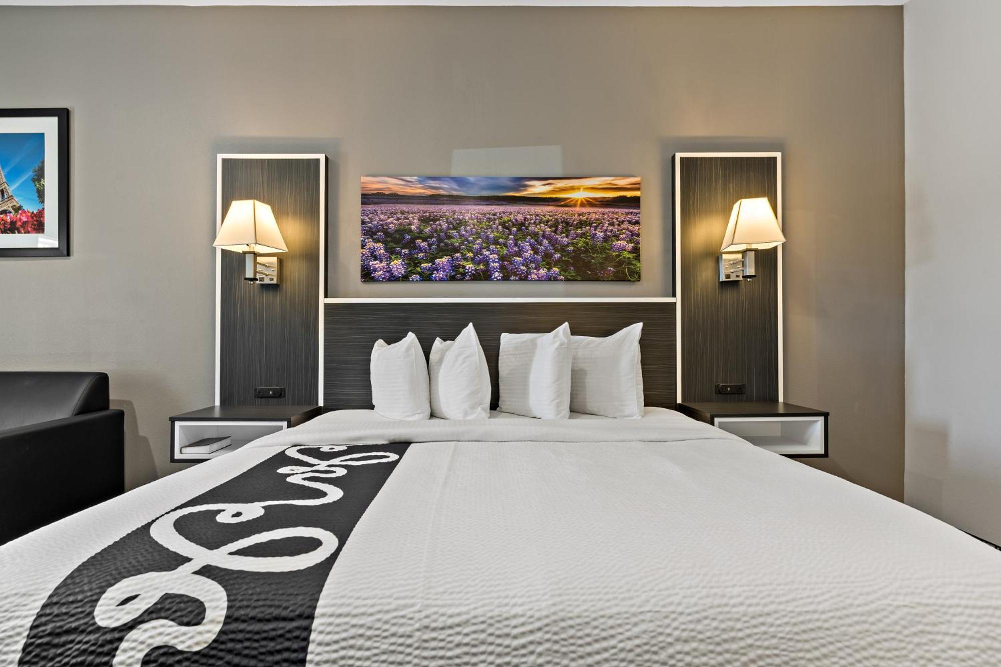 Paris Inn & Suites Екстер'єр фото