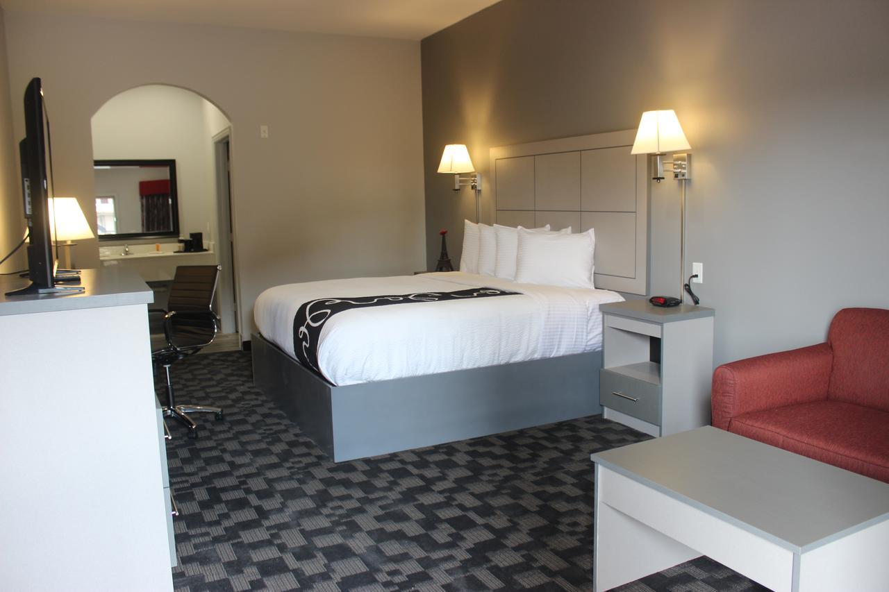 Paris Inn & Suites Екстер'єр фото