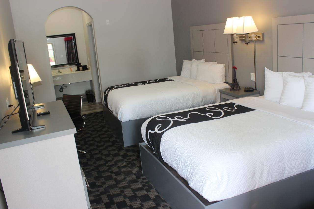Paris Inn & Suites Екстер'єр фото