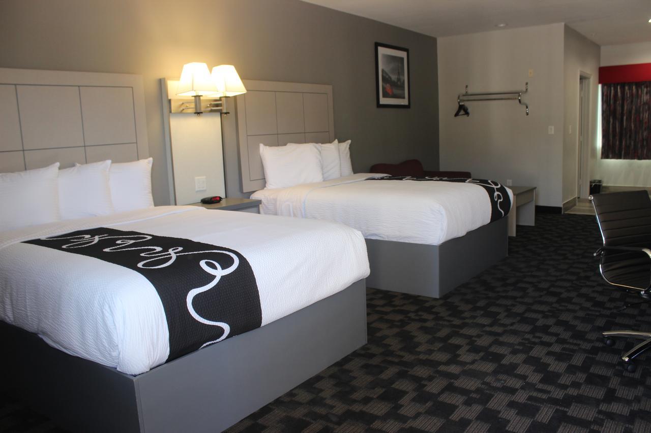 Paris Inn & Suites Екстер'єр фото
