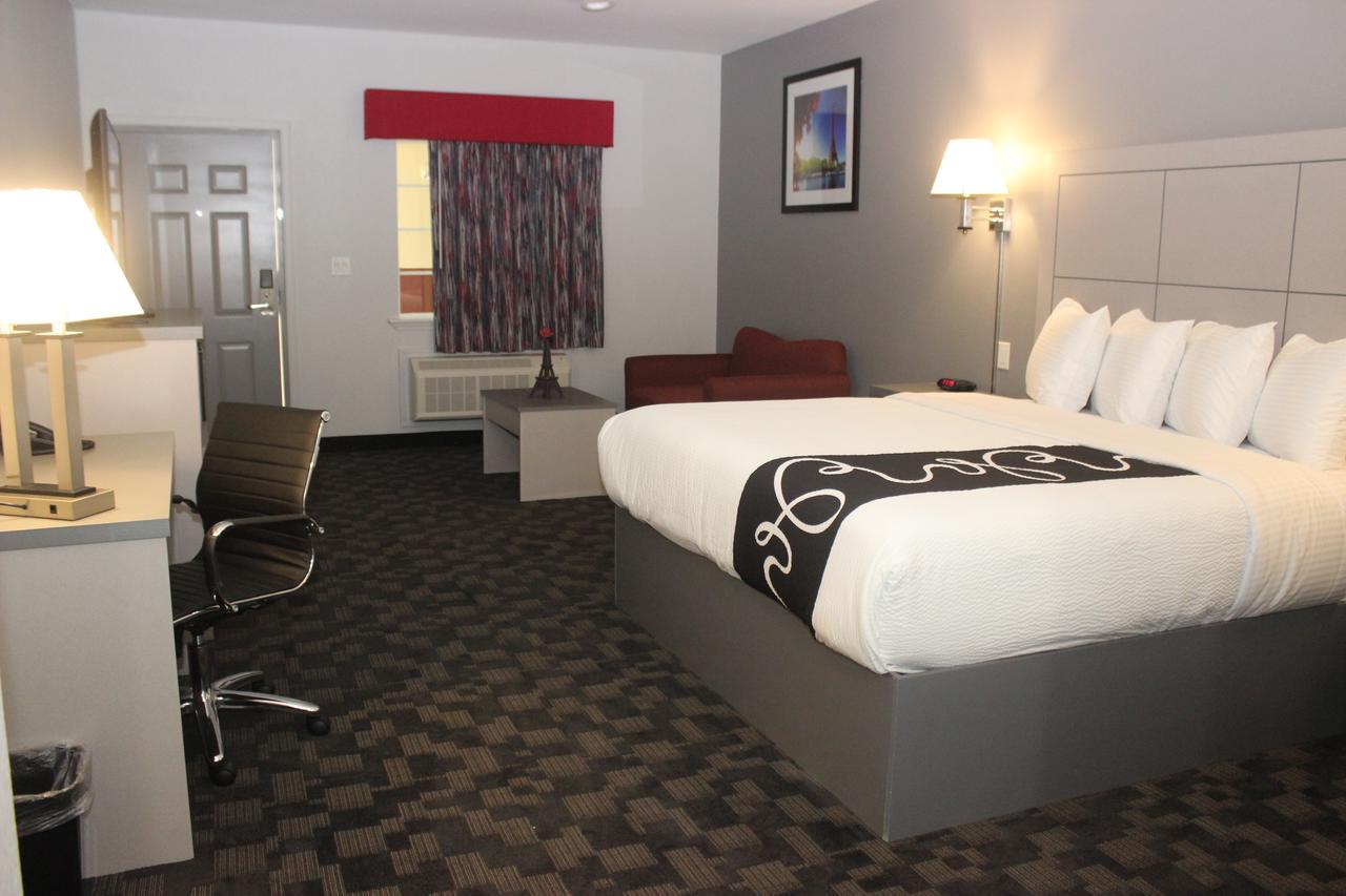 Paris Inn & Suites Екстер'єр фото
