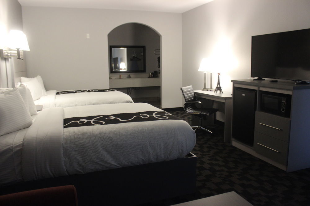 Paris Inn & Suites Екстер'єр фото